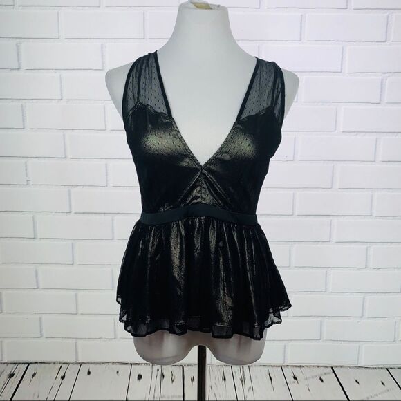 Express Deep V-Neck Metallic Mesh Tank - Size 8 - Picture 5 of 13